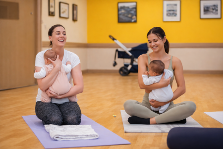 yoga pour des femmes apres acouchement4